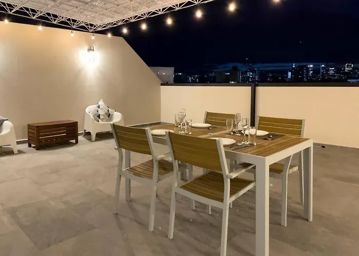1ph Hidden Gem In Centro Fits 10 Private Terrace
