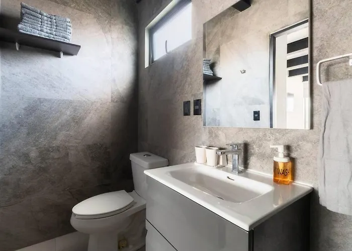 1ph Hidden Gem In Centro Fits 10 Private Terrace